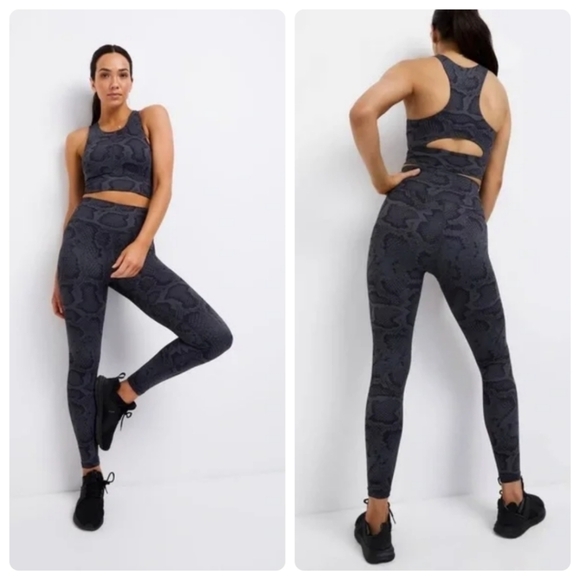 New All Fenix Navy Snake 7/8 Leggings - Picture 1 of 6